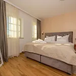 72 Crikvenica Riviera ヴィラ ブリビル