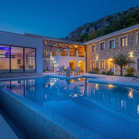 72 Crikvenica Riviera Villa *