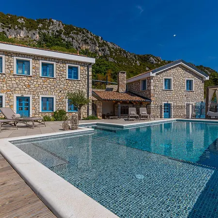 72 Crikvenica Riviera Villa *