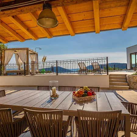 72 Crikvenica Riviera Villa Bribir