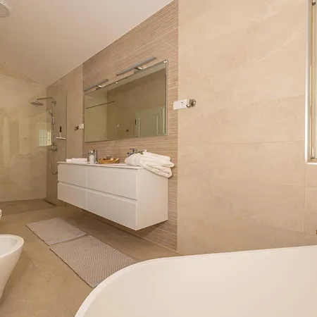72 Crikvenica Riviera Vilă *